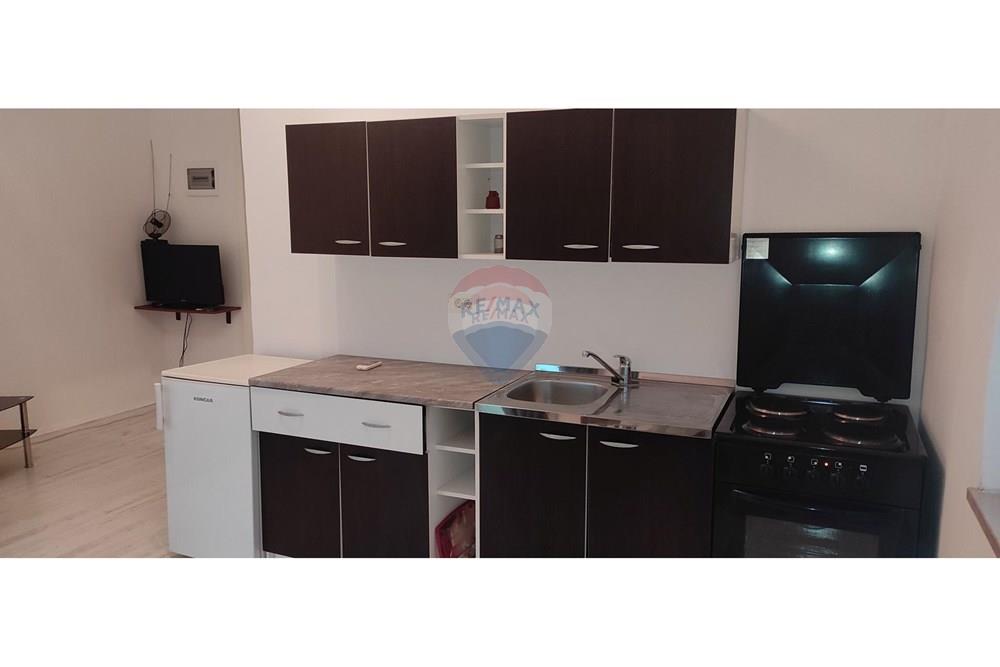 Residential - คอนโด-อพาร์ทเมนต์ - Marčana, Croatia - HR - 1760471852_sobe-02.jpg - 300041089-478