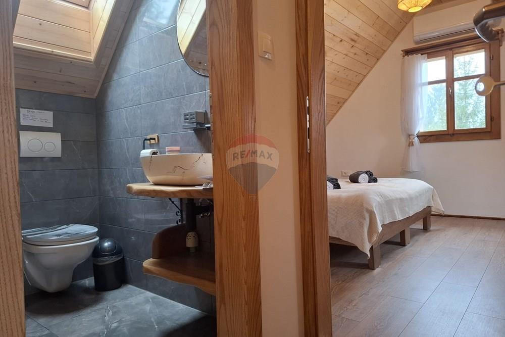 Vacation Property - Za prodaju - Duga Resa, Hrvatska - WhatsApp Image 2026-01-30 at 12.39.52 (1).jpeg - 300261103-1022