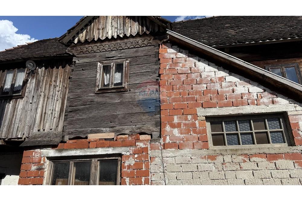 Kuća  - Za prodaju - Sisak, Hrvatska - 1747678870_img_9329-1.jpg - 300601027-9