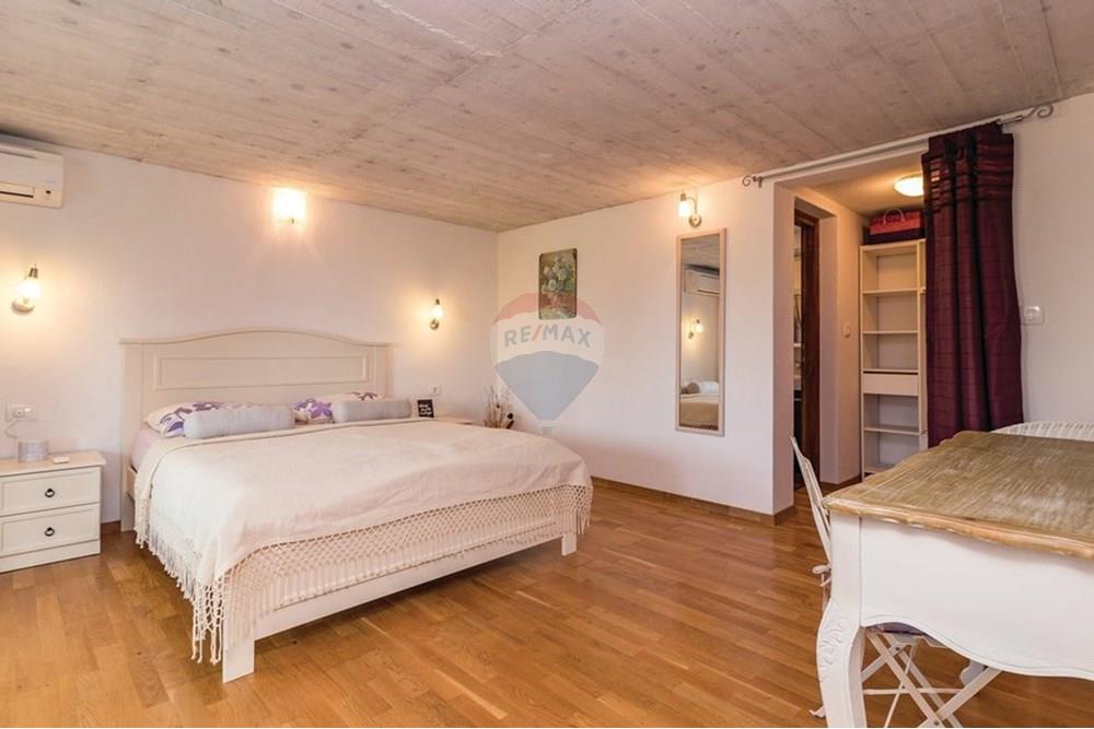 Kuća  - Za prodaju - Barban, Hrvatska - cil691_bed_02.jpg - 300291006-763