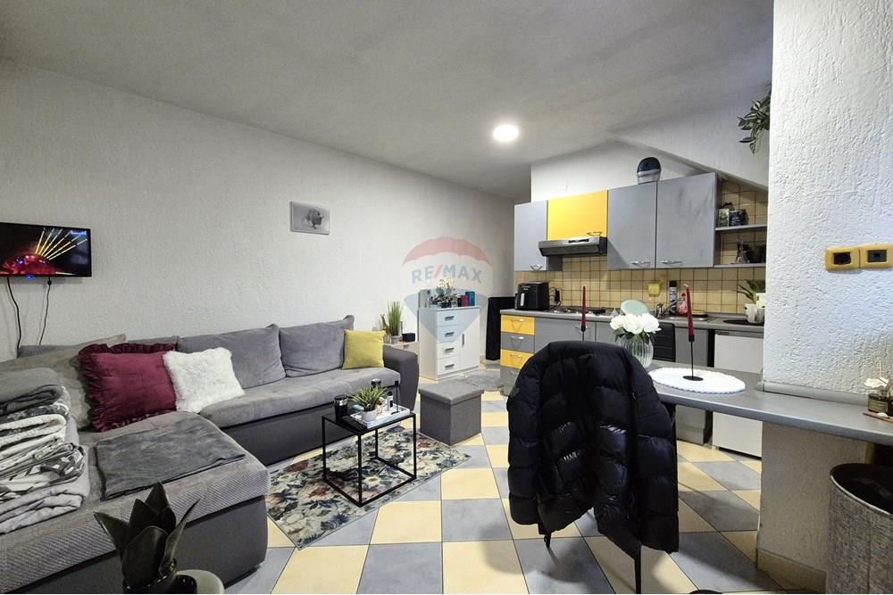 Kuća  - Za prodaju - Rijeka, Hrvatska - 22.jpg - 300421024-876