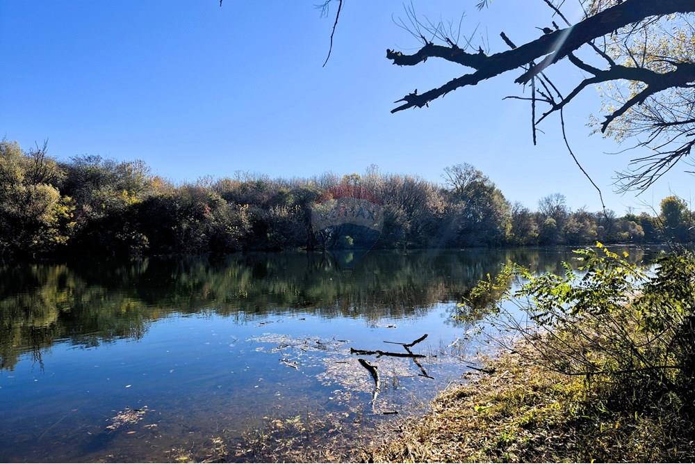 Građevinsko zemljište - Za prodaju - Petrinja, Hrvatska - 20251024_104551.jpg - 300761006-43