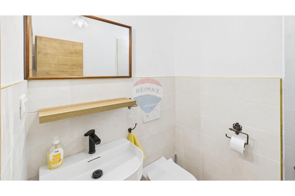 Kuća  - Za prodaju - Buje, Hrvatska - 65.jpg - 300441010-493