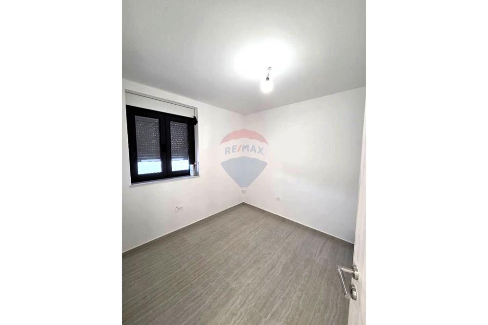 Kuća  - Za prodaju - Poličnik, Hrvatska - 586735649_10235826311217026_2836099080912614857_n.jpg - 300501008-6097