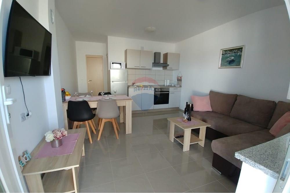 Dvojna kuća - Za prodaju - Privlaka, Hrvatska - privlaka-kuca-tri-namjestena-apartmana-prodaja-slika-249536691.jpg - 300501008-6091