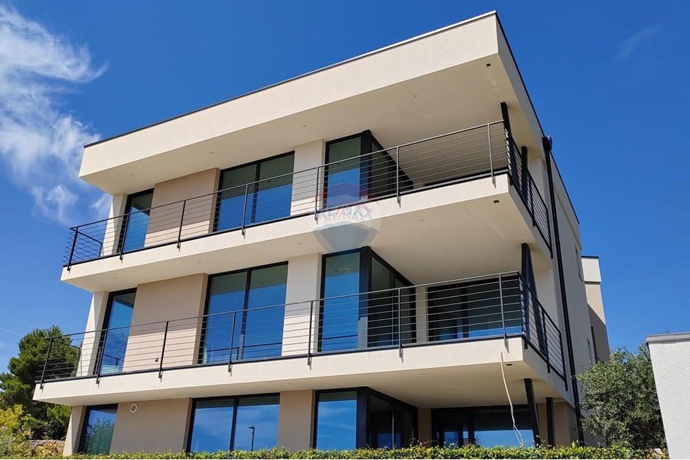 Stan-Apartman - Za prodaju - Krk, Hrvatska - 1757359293_img_20250908_124110.jpg - 300621003-1516