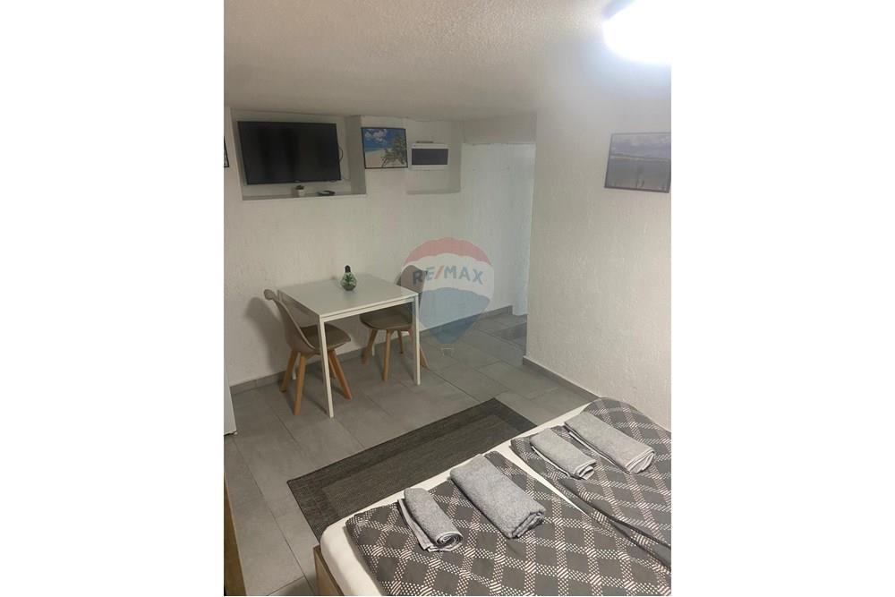 Kuća  - Za prodaju - Novalja, Hrvatska - c0dc97ed-0be1-401d-93c0-0feaf8720003.jpg - 300411003-2049