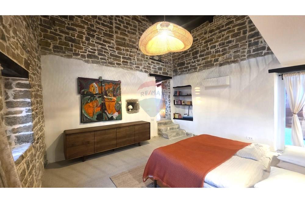 Kuća  - Za prodaju - Oprtalj, Hrvatska - 43.jpg - 300441010-524