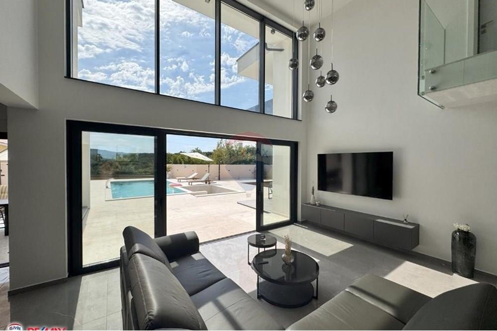 Kuća  - Za prodaju - Kaštelir-Labinci, Hrvatska - 1759135935_719151426.jpg - 300291001-1606