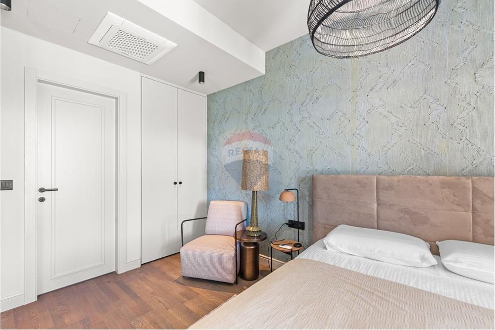 Kuća  - Za prodaju - Marčana, Hrvatska - 810_7993.jpg - 300571006-296