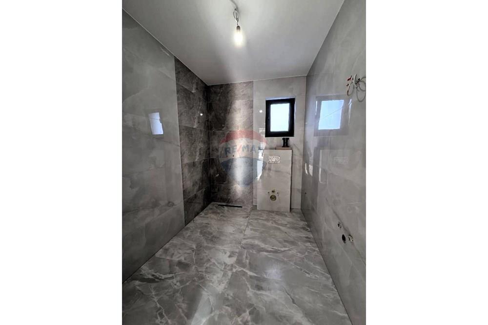 Kuća  - Za prodaju - Poličnik, Hrvatska - 586811825_10235826307896943_9021826335301460298_n.jpg - 300501008-6097