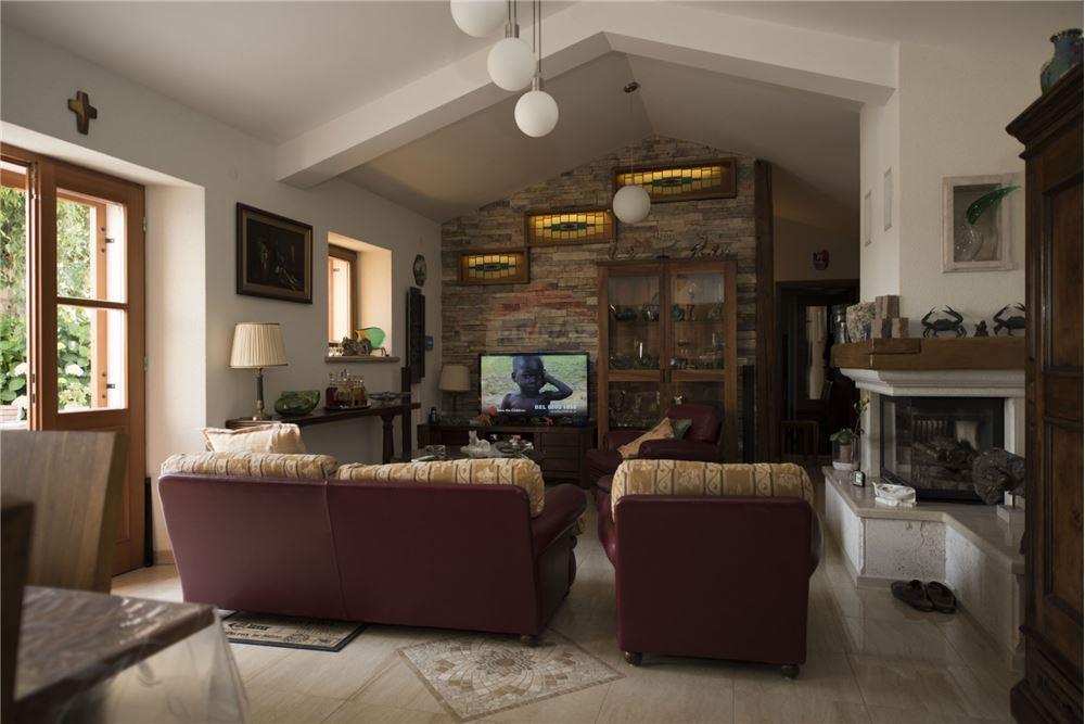 Kuća  - Za prodaju - Rogoznica, Hrvatska - 44 - 300351012-1