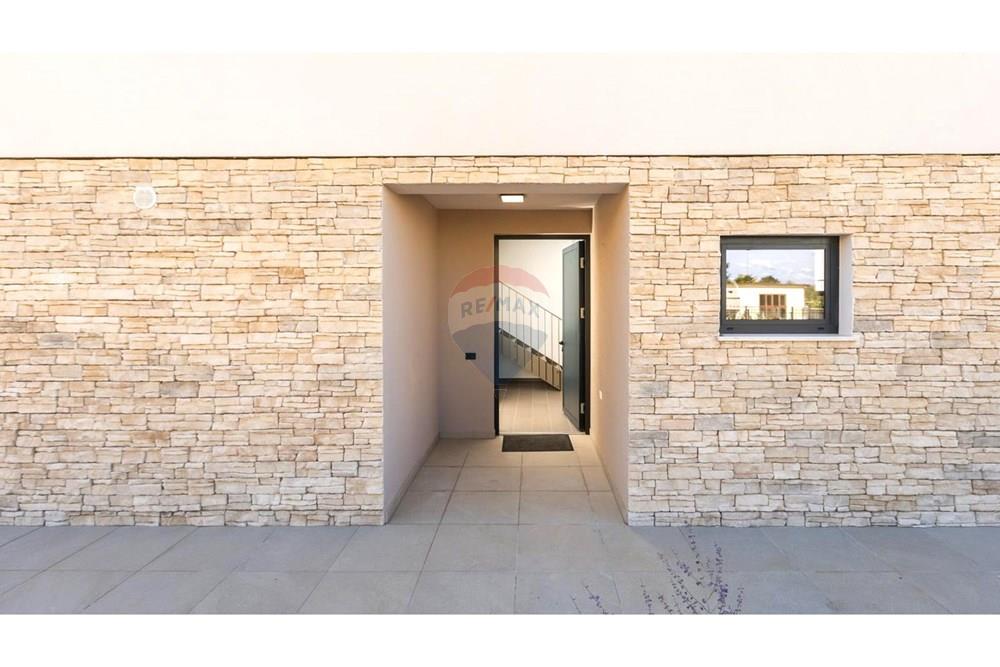 Kuća  - Za prodaju - Umag, Hrvatska - 52.jpg - 300441010-523