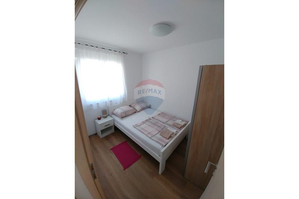 Dvojna kuća - Za prodaju - Privlaka, Hrvatska - privlaka-kuca-tri-namjestena-apartmana-prodaja-slika-249536677.jpg - 300501008-6091