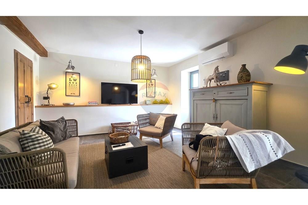 Kuća  - Za prodaju - Buje, Hrvatska - 31.jpg - 300441010-510