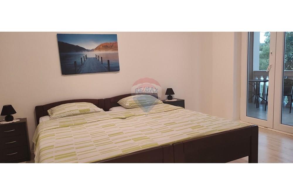 Residential - คอนโด-อพาร์ทเมนต์ - Marčana, Croatia - HR - 1760471847_sobe-01.jpg - 300041089-478