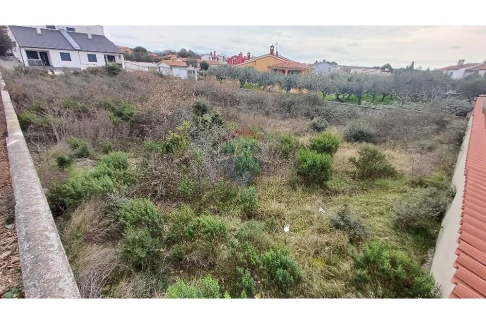 Residential - भूमि - Vodnjan, क्रोएशिया - HR - 20250321_095201_resized.jpg - 300041074-608