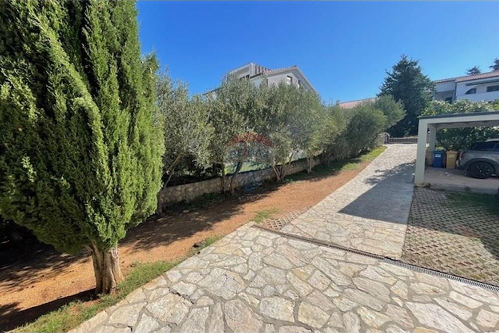 Kuća  - Za prodaju - Punat, Hrvatska - IMG_6695.jpeg - 300621005-223