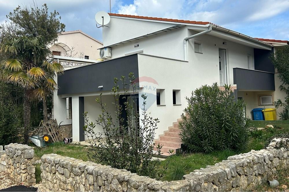 Dvojna kuća - Za prodaju - Novalja, Hrvatska - WhatsApp Image 2026-02-18 at 14.18.57 (4).jpeg - 300411003-3118