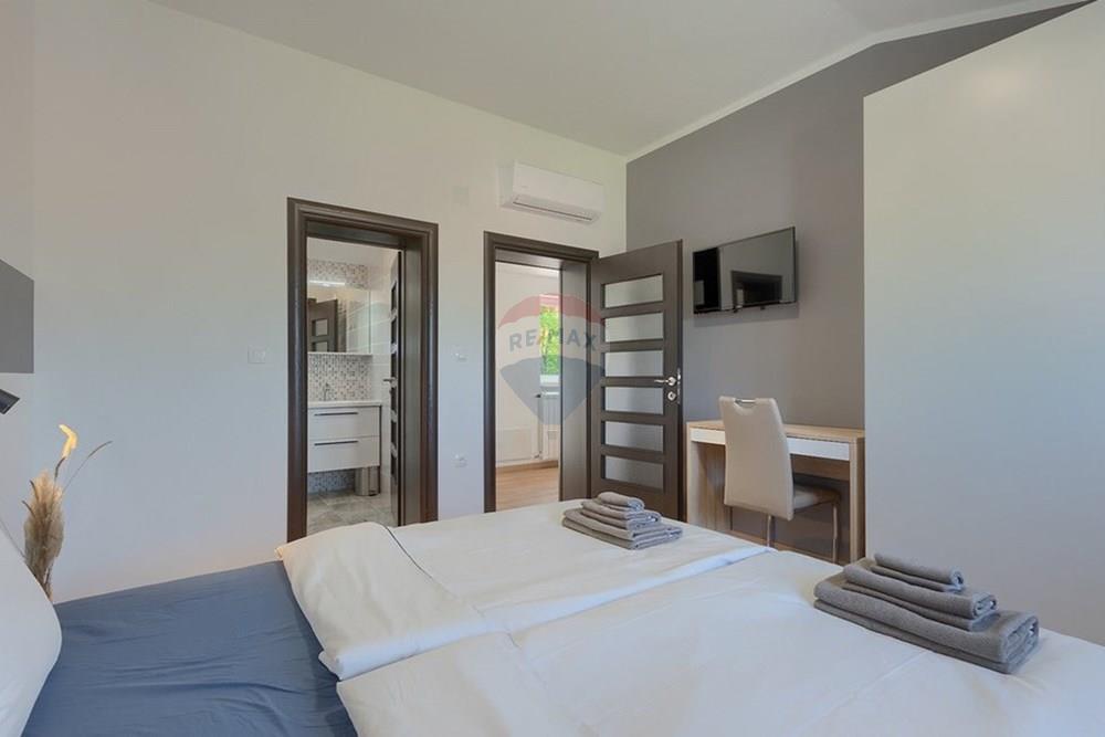 Kuća  - Za prodaju - Labin, Hrvatska - cls417_bed_10.jpg - 300291006-766