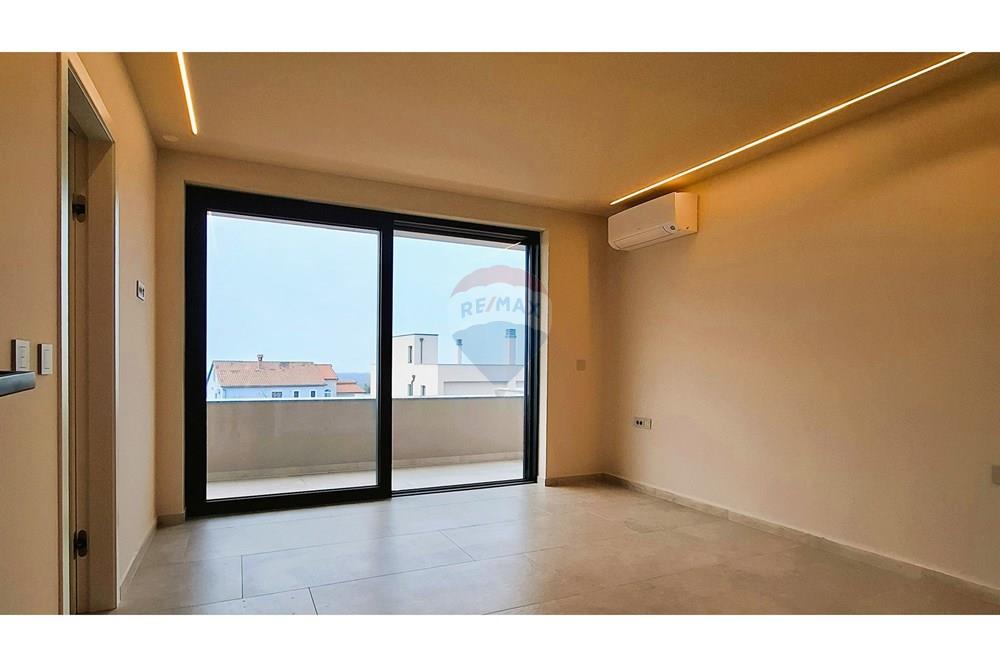 Kuća  - Za prodaju - Poreč, Hrvatska - 20260114_103815.jpg - 300441023-14