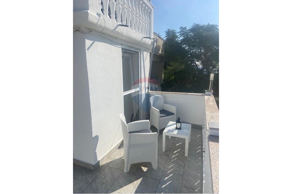 Kuća  - Za prodaju - Novalja, Hrvatska - 9f308287-354c-43ad-8643-5fdbebcbbf7b.jpg - 300411003-2049