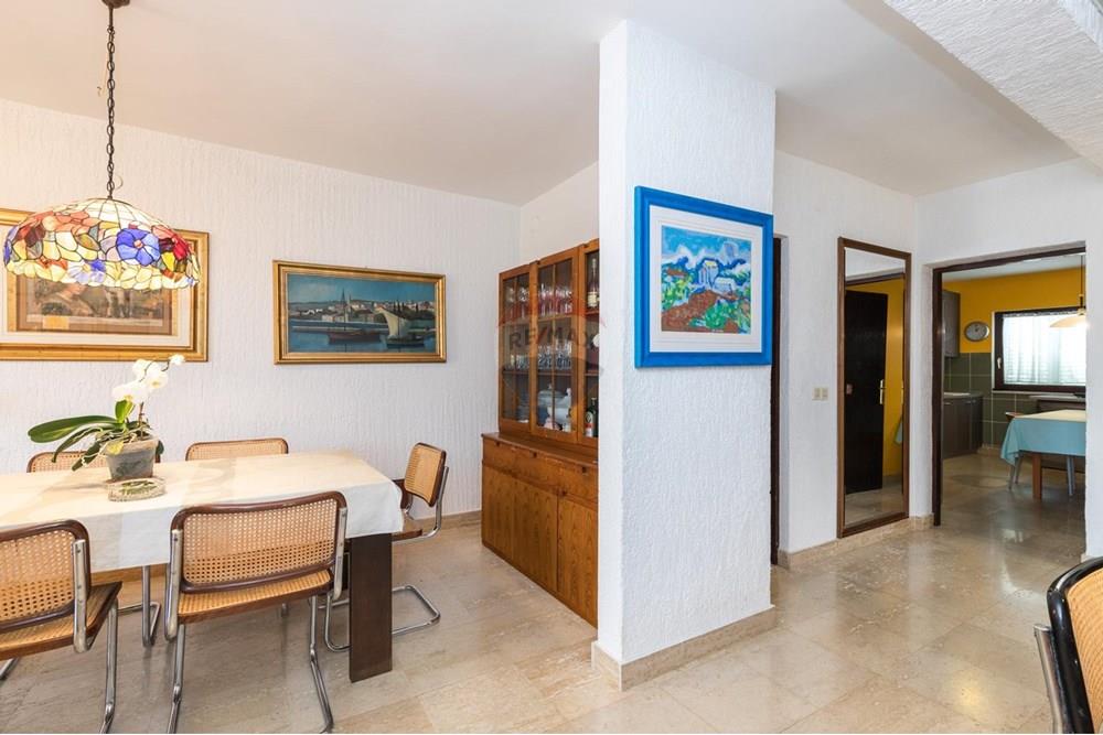 Kuća  - Za prodaju - Punat, Hrvatska - b9fcda49-7e98-4ae1-b3e8-62264d55c1d7.jpeg - 300621003-1537