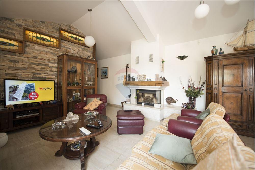 Kuća  - Za prodaju - Rogoznica, Hrvatska - 31 - 300351012-1