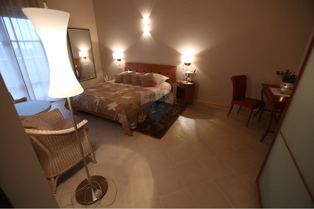 Vila - Za prodaju - Svetvinčenat, Hrvatska - IMG_8623 - Copy - Copy.JPG - 300261158-44