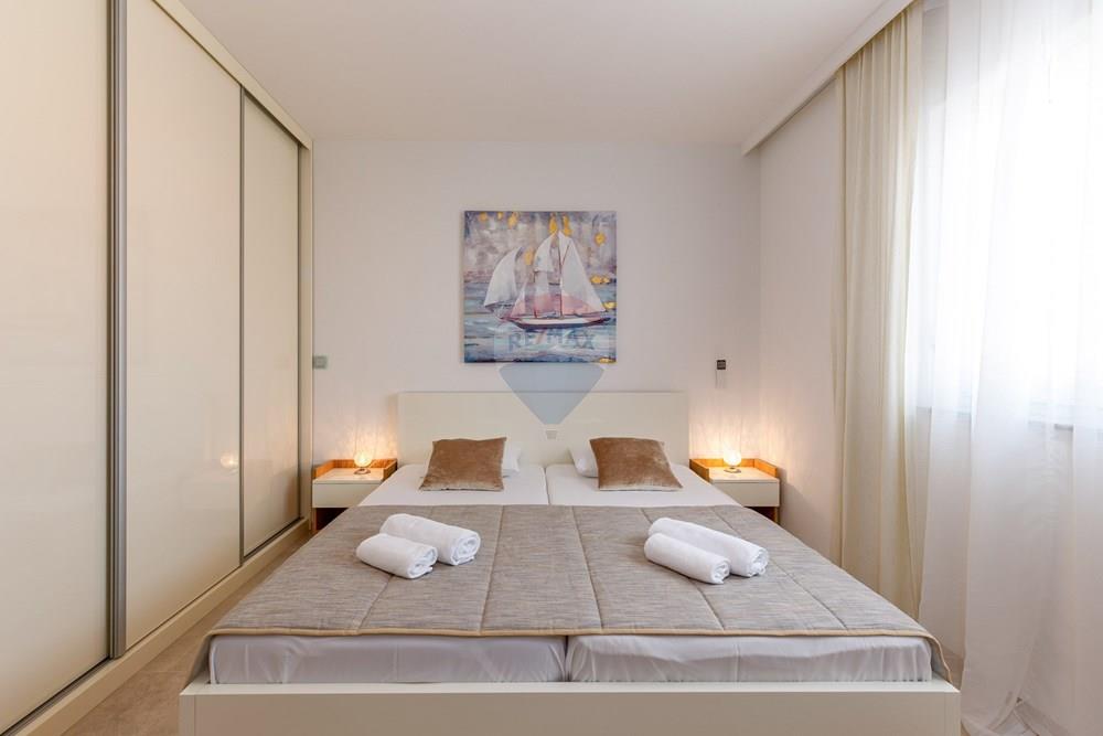 Stan-Apartman - Za prodaju - Baška, Hrvatska - Top 02 Zim 1 (1).jpg - 300621004-748