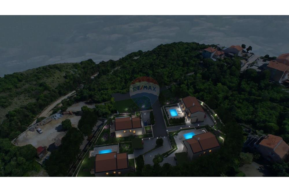 Vila - Za prodaju - Dobrinj, Hrvatska - Silo__cam16.jpg - 300261050-327