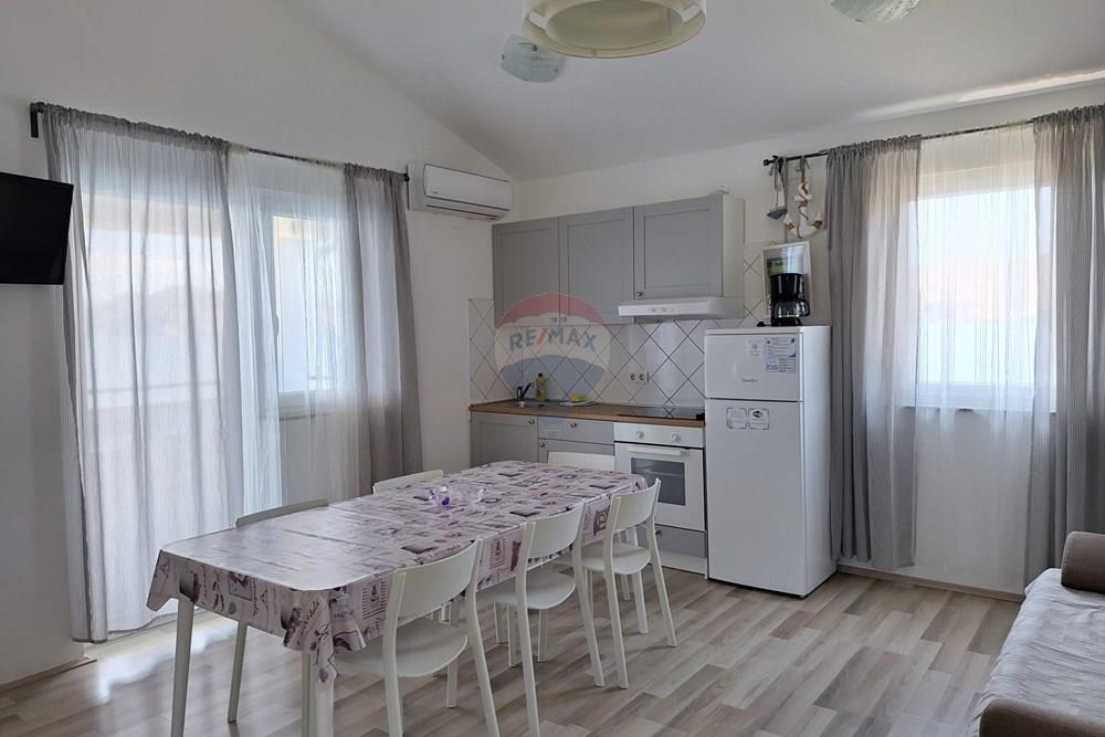 Stan-Apartman - Za prodaju - Baška, Hrvatska - WhatsApp Slika 2025-06-03 u 23.20.09_6e76f0e7.jpg - 300621004-746