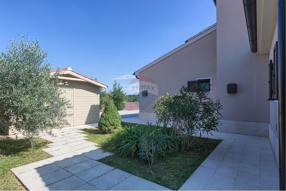 Vila - Za prodaju - Svetvinčenat, Hrvatska - 18.jpg - 300261158-44