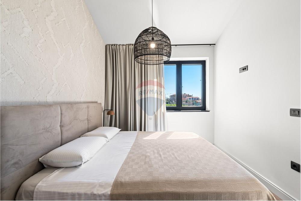 Kuća  - Za prodaju - Marčana, Hrvatska - 810_7978.jpg - 300571006-296