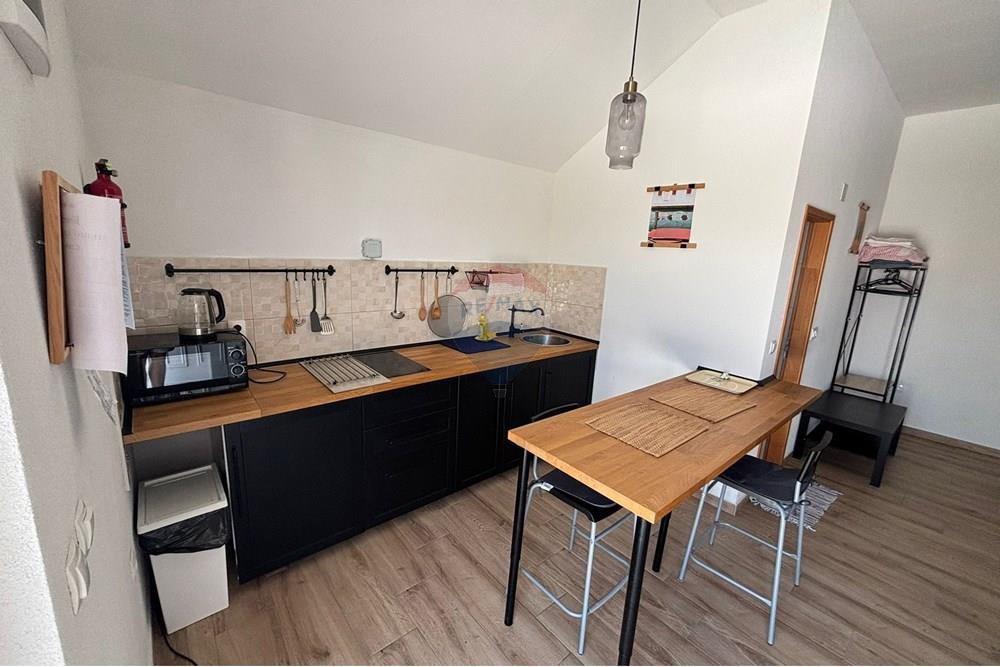 Kuća  - Za prodaju - Vrsi, Hrvatska - WhatsApp Image 2025-07-09 at 11.44.10 (3).jpeg - 300501008-3424