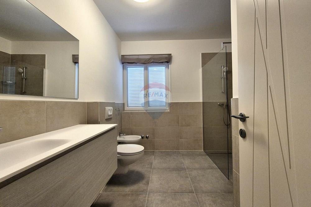 Kuća  - Za prodaju - Opatija, Hrvatska - 17.jpg - 300421024-929