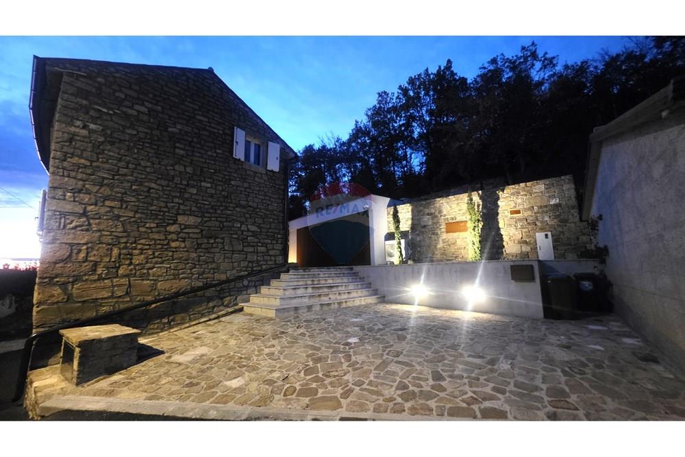 Kuća  - Za prodaju - Oprtalj, Hrvatska - 71.jpg - 300441010-524