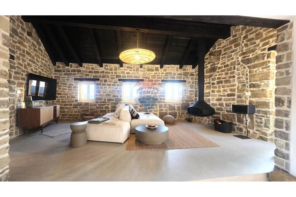 Kuća  - Za prodaju - Oprtalj, Hrvatska - 1763664293_31.jpg - 300441010-524