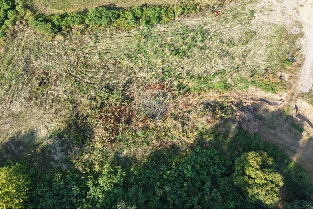 Građevinsko zemljište - Za prodaju - Petrinja, Hrvatska - dji_fly_20250428_151244_0199_1752852768902_photo.jpg - 300761006-85