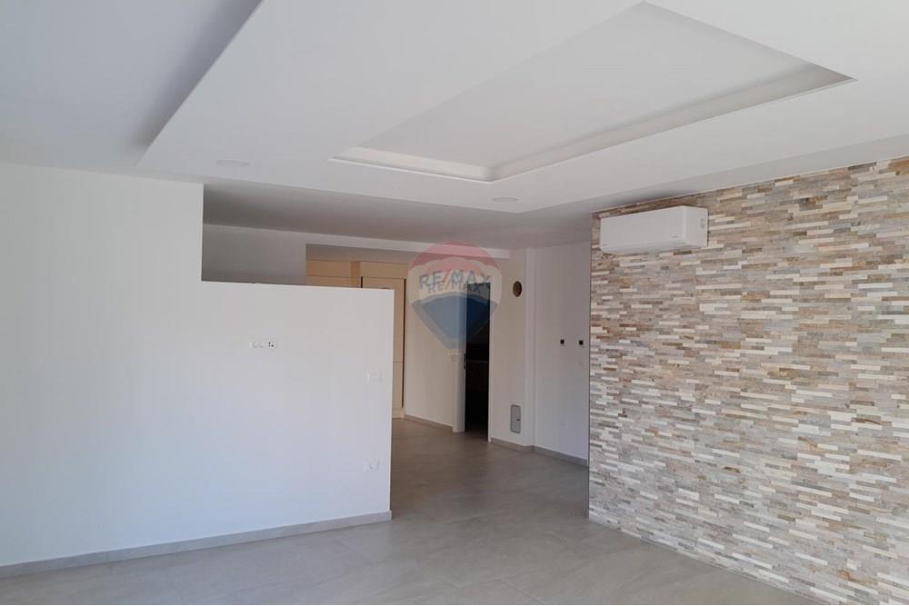 Stan-Apartman - Za prodaju - Medulin, Hrvatska - 1751575197_20250628_115931-2.jpg - 300041089-445