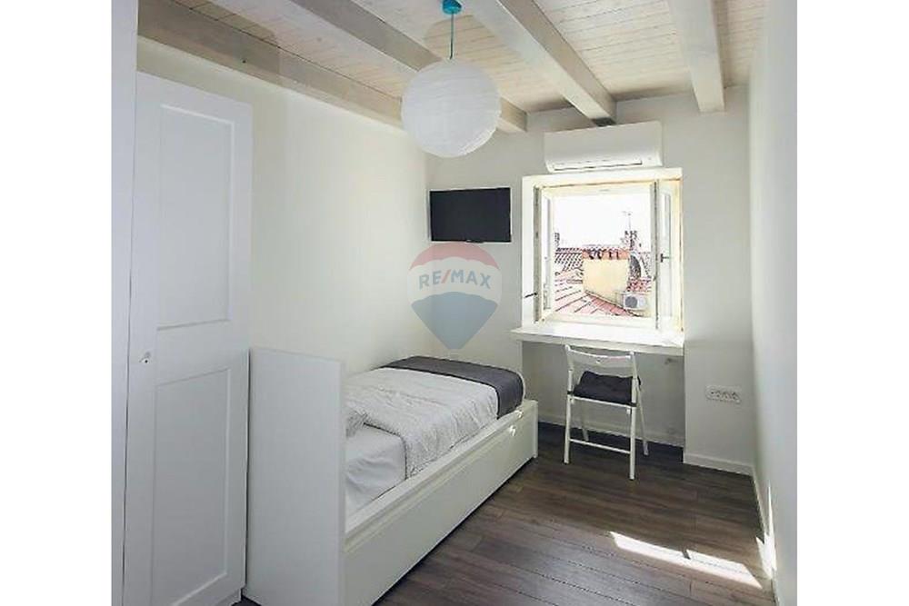 Kuća  - Za prodaju - Opatija, Hrvatska - IMG-20260209-WA0033.jpg - 300421024-925