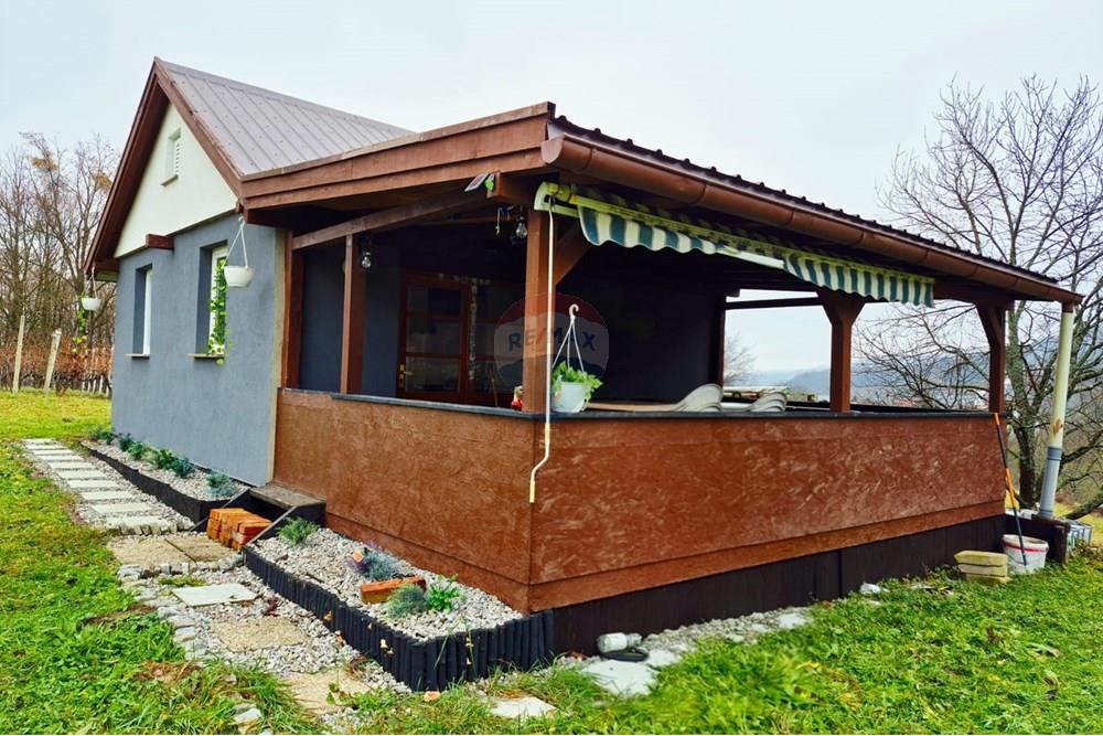 Vikendica - Za prodaju - Petrinja, Hrvatska - WhatsApp Image 2025-12-19 at 16.45.38.jpeg - 300761006-81