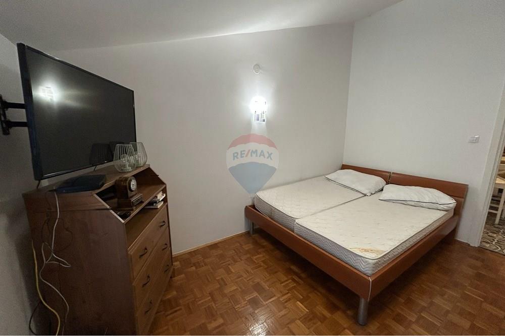 Dvojna kuća - Za prodaju - Novalja, Hrvatska - WhatsApp Image 2026-02-27 at 10.34.02 (1).jpeg - 300411003-3119