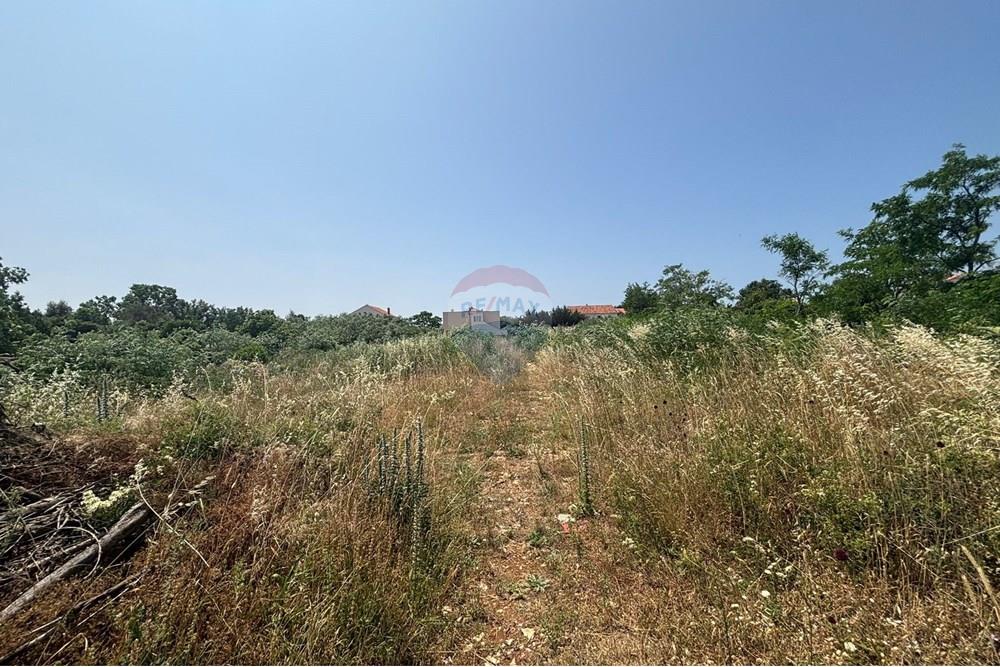 Građevinsko zemljište - Za prodaju - Vrsi, Hrvatska - WhatsApp Image 2025-06-09 at 14.40.16.jpeg - 300501008-3418