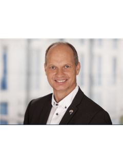 Frank Friedrich - RE/MAX Plus 1