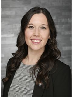 Janine Jünger - RE/MAX Plus 1