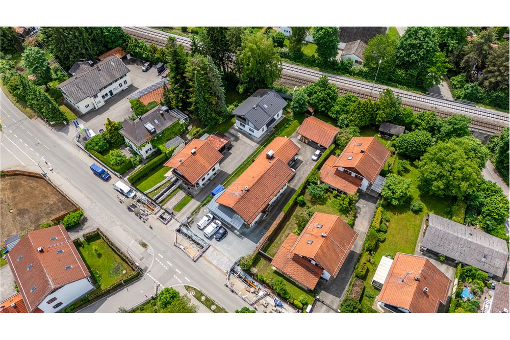 Residential - House with Commercial Space - Sauerlach - Germany - 7 - 310791001-247