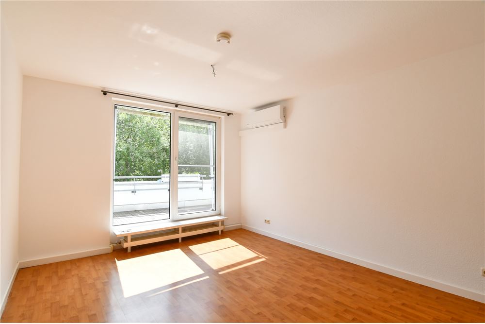 Prédio Habitacional - Apartamento com Jardim - Eppstein - Germany - 15 - 320891002-141