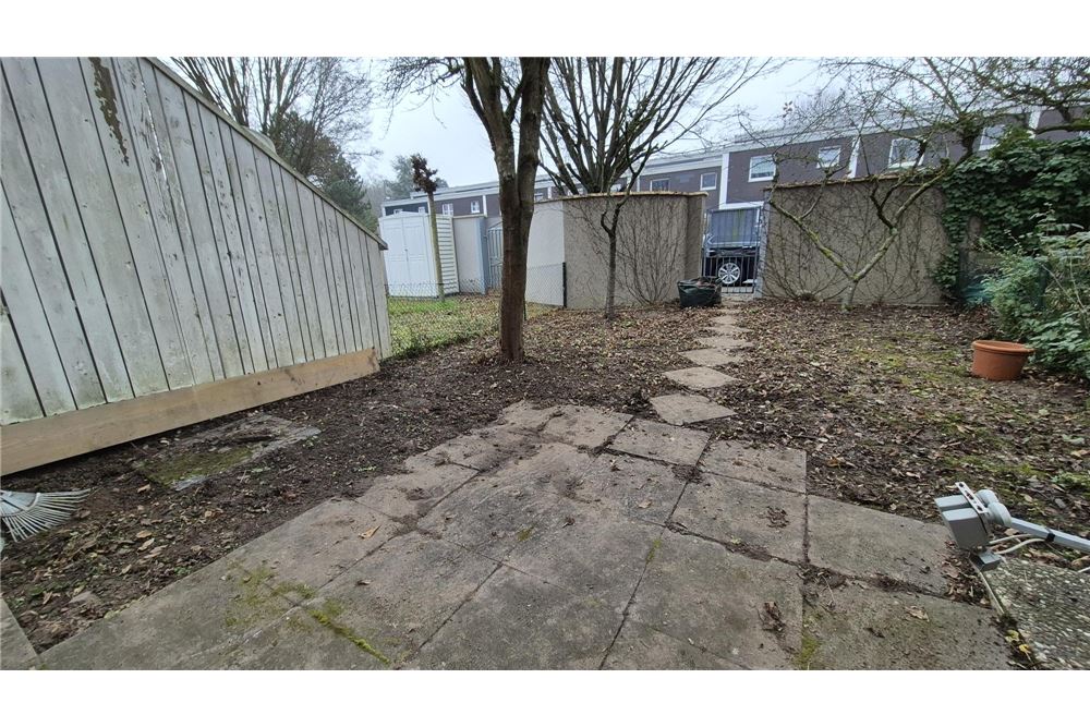 Prédio Habitacional - Moradia Geminada - Wiesbaden - Germany - 10 - 320891001-107