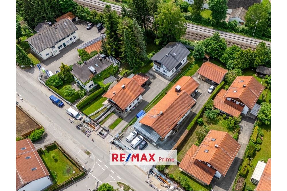 Residential - House with Commercial Space - Sauerlach - Germany - 1 - 310791001-247